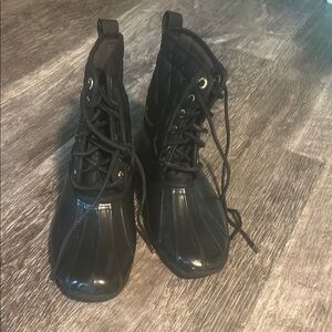 Sperry Black Ankle Height Winter Rain Boots